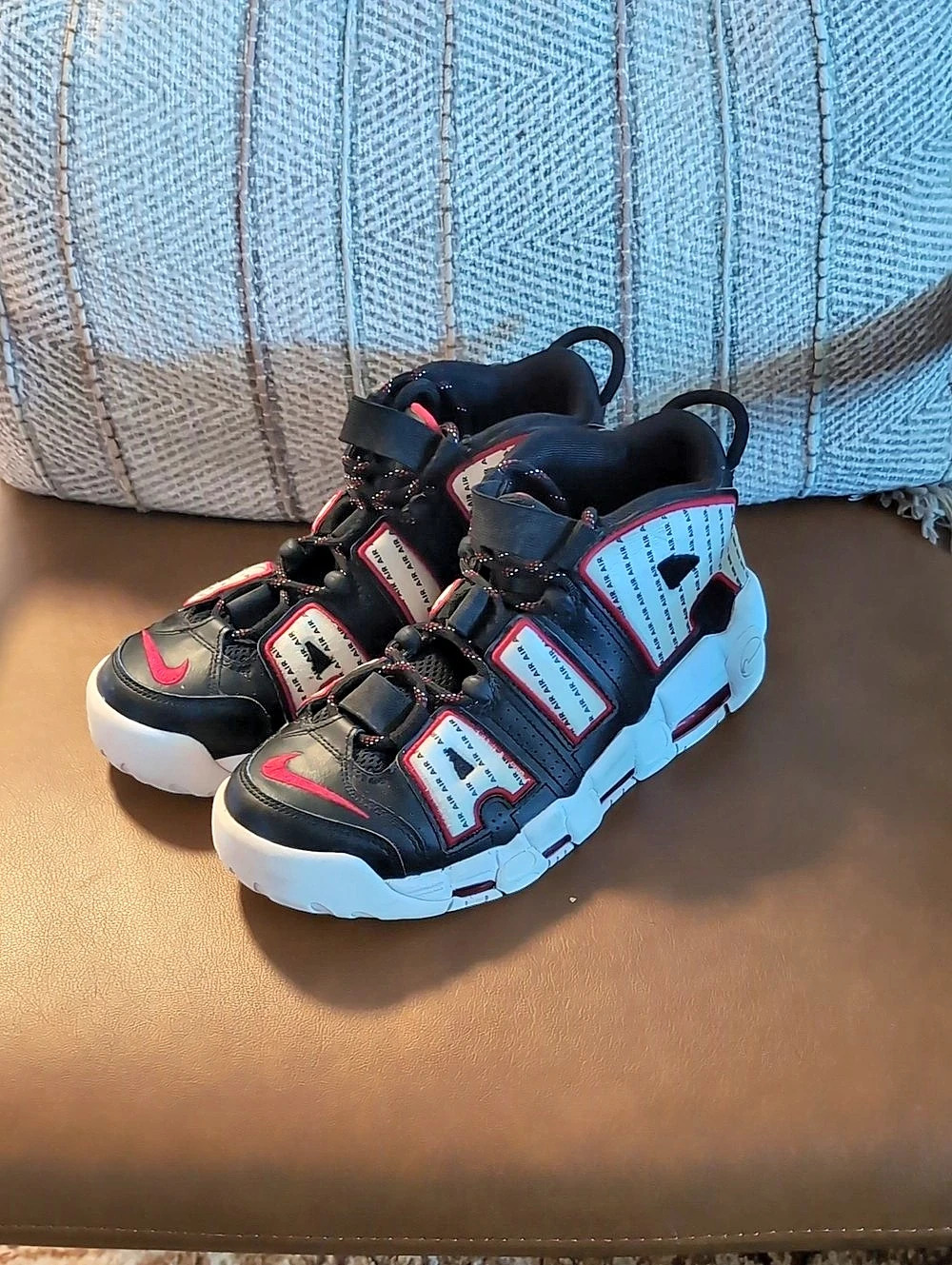 Nike Air Uptempo Sneakers Black & Red Size 8.5 Mens